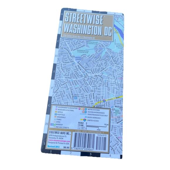 Map of Washington DC by Streetwise Folded & Laminated Multicolor Easy To Use - Picture 1 of 9